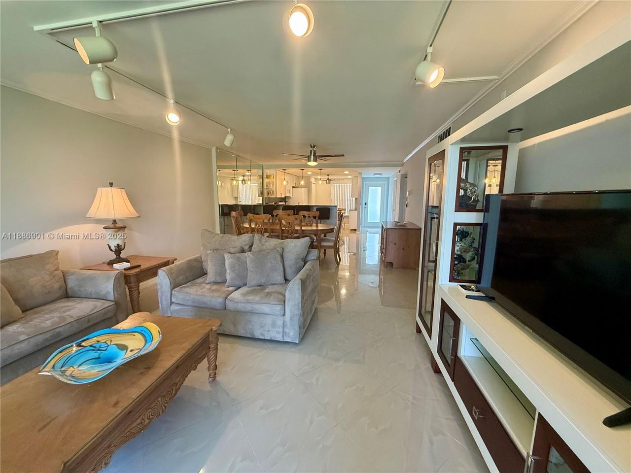 1627 Riverview Rd, Unit 212, Deerfield Beach, FL 33441 Photo