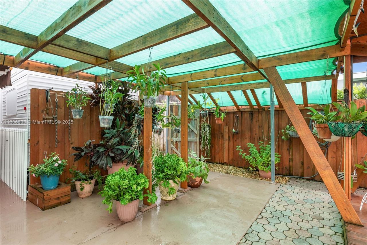 16310 SW 144th Ave, Miami, FL 33177 Photo