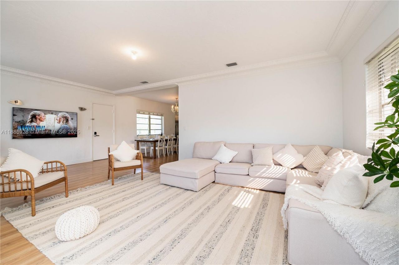 501 SW 24th Rd, Unit 501, Miami, FL 33129 Photo