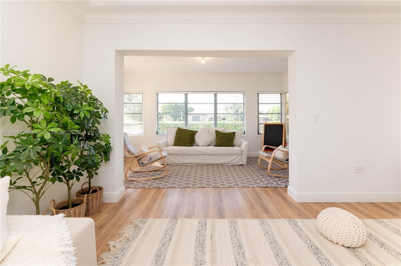 501 SW 24th Rd, Unit 501, Miami, FL 33129 Photo