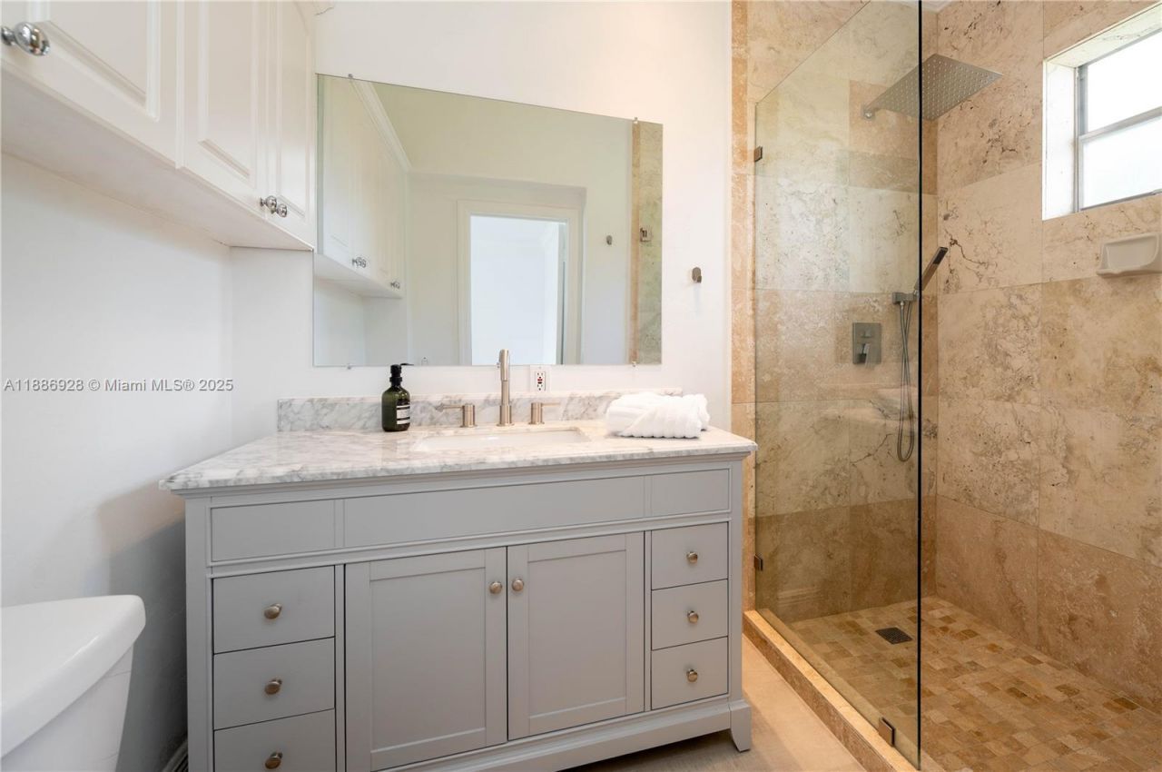 501 SW 24th Rd, Unit 501, Miami, FL 33129 Photo