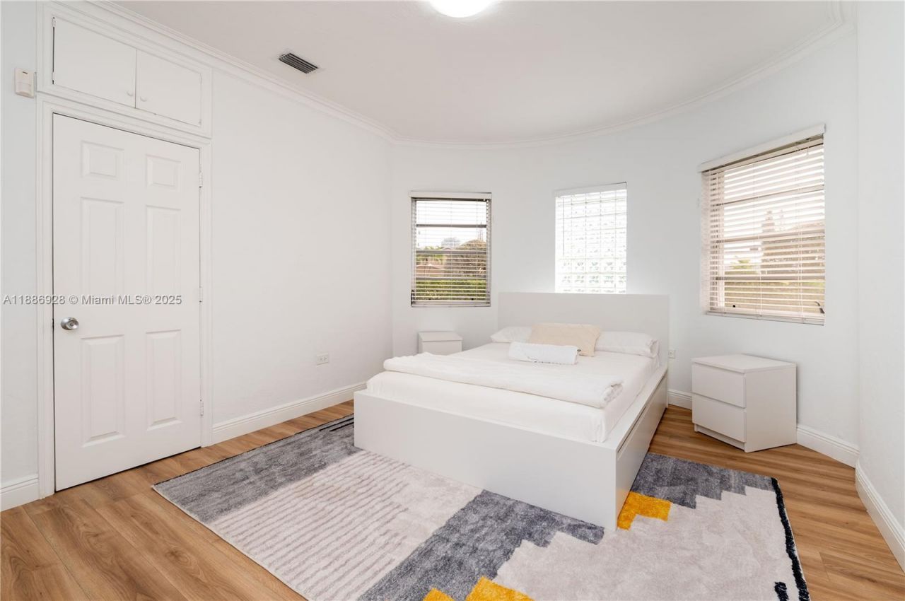 501 SW 24th Rd, Unit 501, Miami, FL 33129 Photo