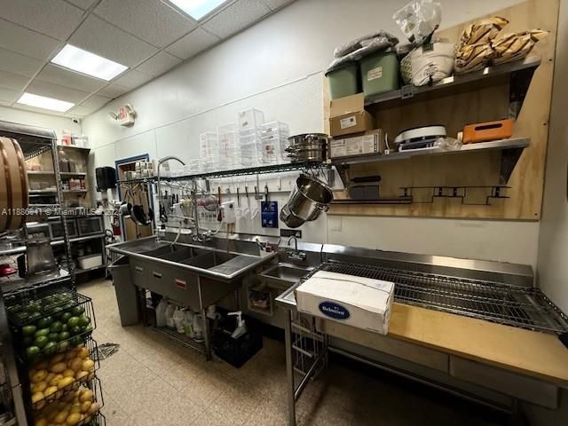 10728 NW 74th St Restaurant, Doral, FL 33178 Photo