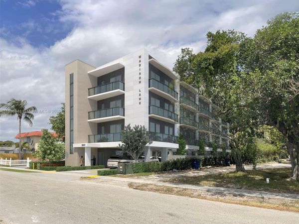 2241 Madison St, Hollywood, FL 33020