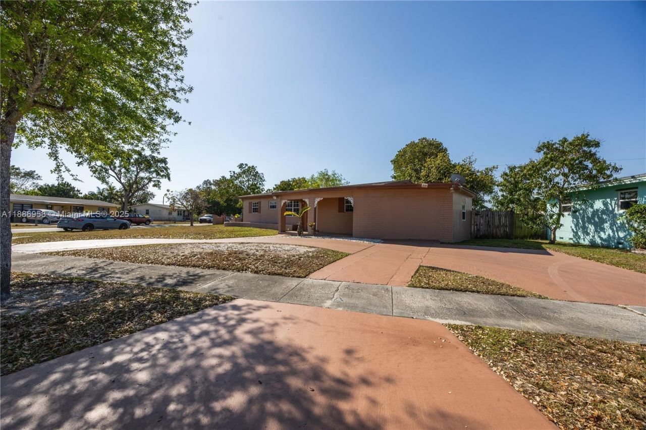 11500 SW 142nd St, Miami, FL 33176 Photo