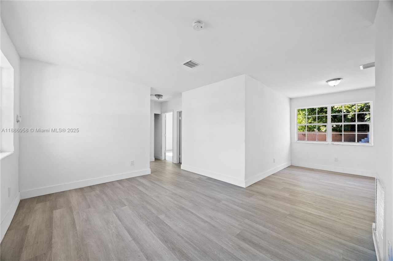 11500 SW 142nd St, Miami, FL 33176 Photo