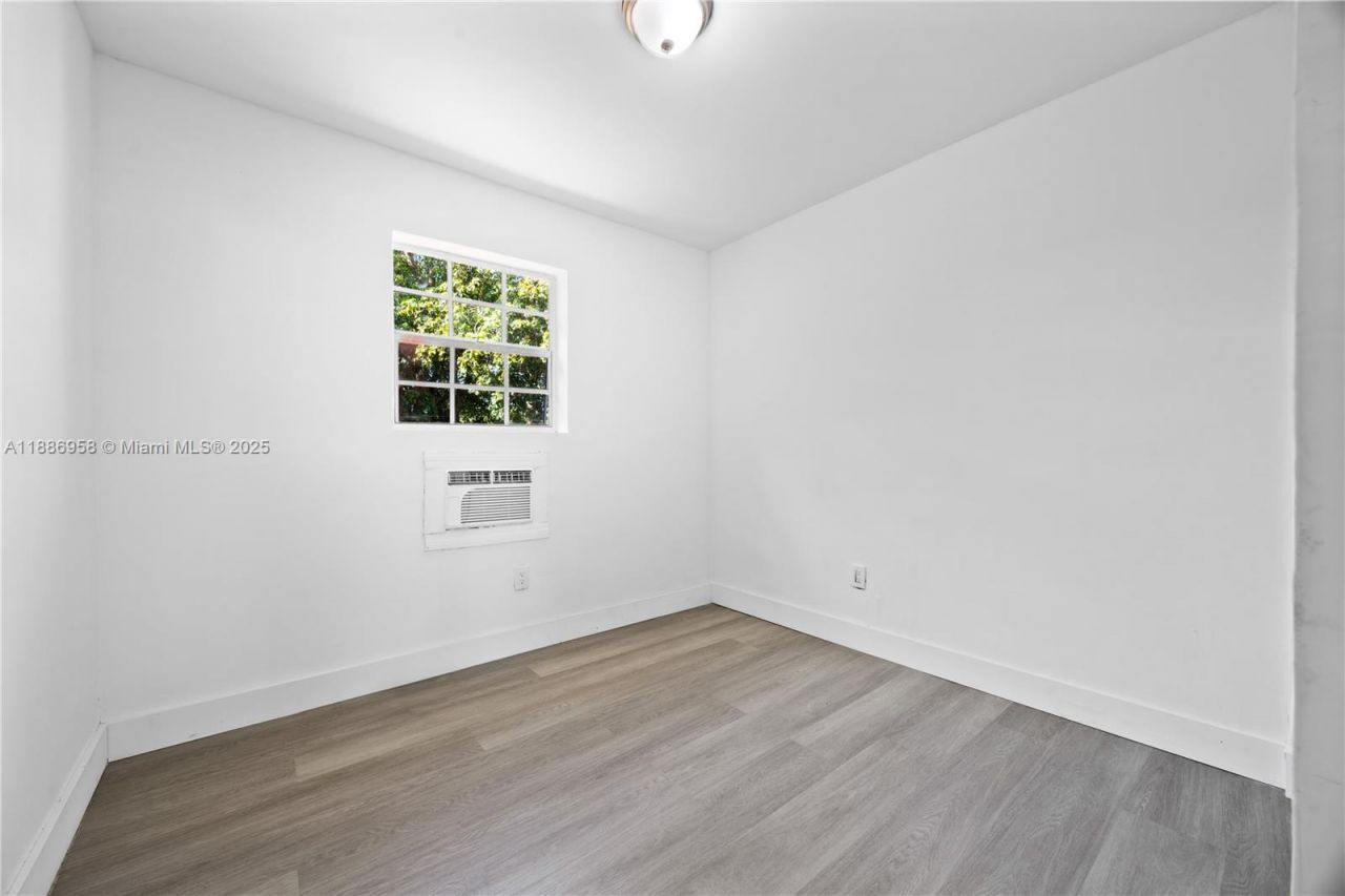 11500 SW 142nd St, Miami, FL 33176 Photo