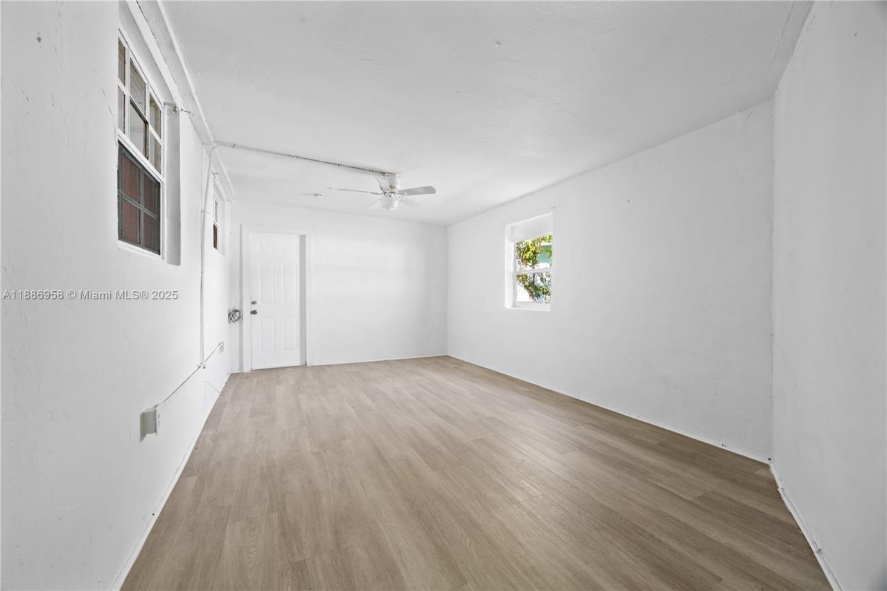 11500 SW 142nd St, Miami, FL 33176 Photo