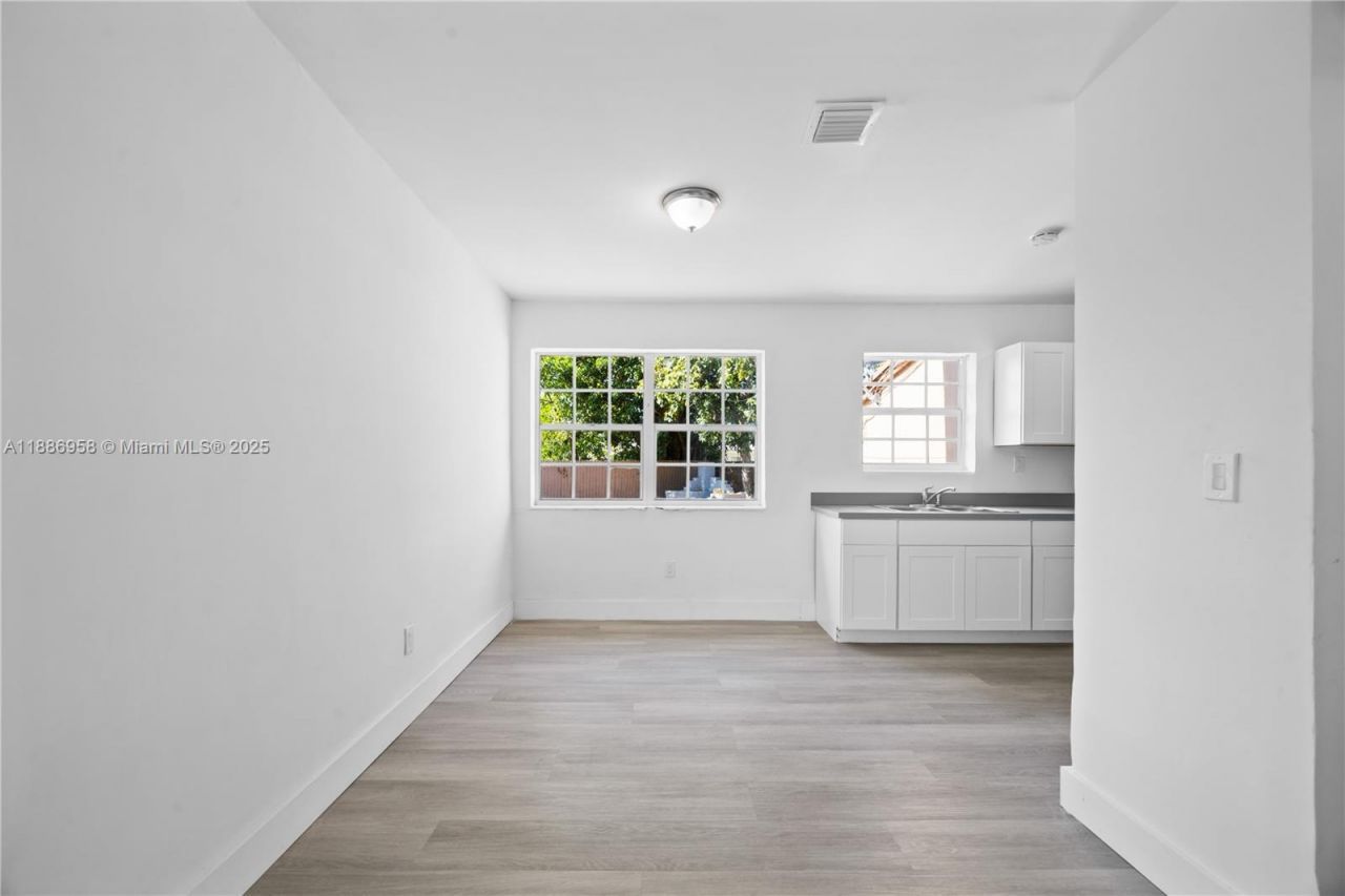 11500 SW 142nd St, Miami, FL 33176 Photo