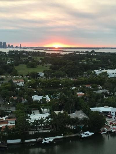 2555 Collins Ave, Unit 2112, Miami Beach, FL 33140 Photo