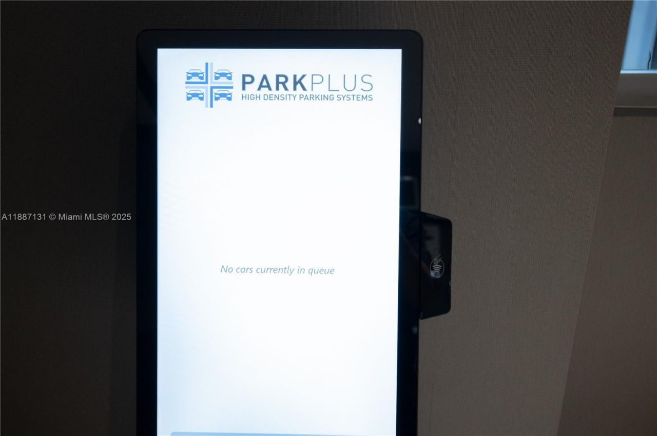 1300 Brickell Bay Dr, Unit 1601, Miami, FL 33131 Photo