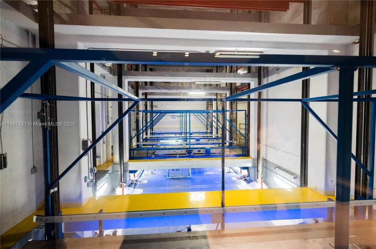 1300 Brickell Bay Dr, Unit 1601, Miami, FL 33131 Photo