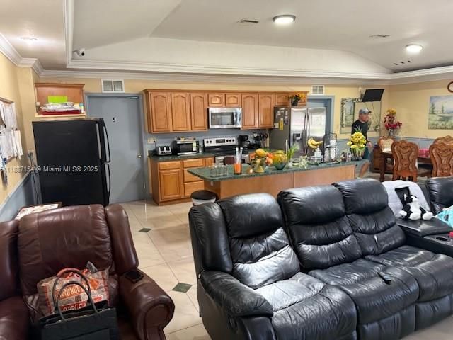 8301 N Gomez Avenue, Tampa, FL 33614 Photo