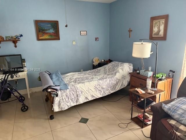 8301 N Gomez Avenue, Tampa, FL 33614 Photo