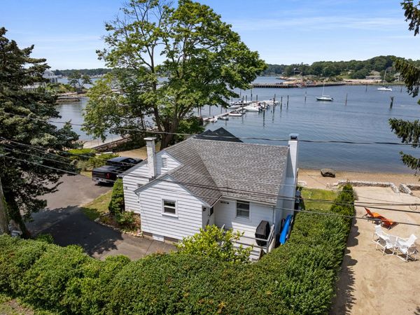 15 River, Branford, CT 06405