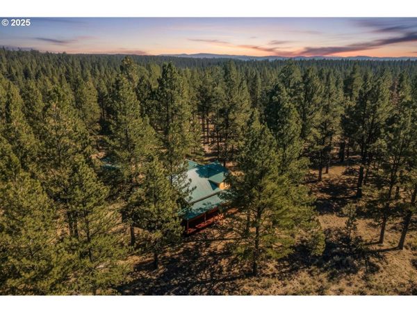 20779 Bear Gulch RD, Canyon City, OR 97820