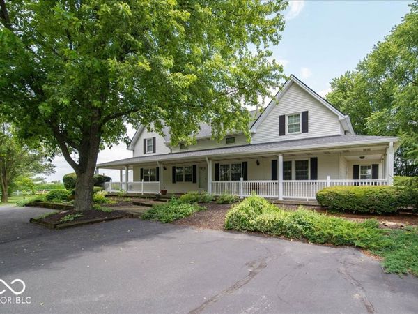 7147 S County RD 130 Road W, Frankfort, IN 46041