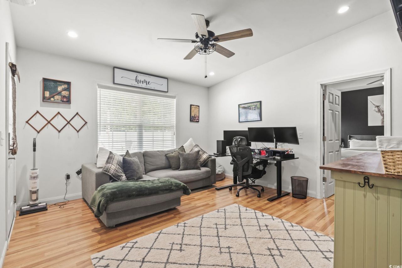 269 White Water Loop Photo 14