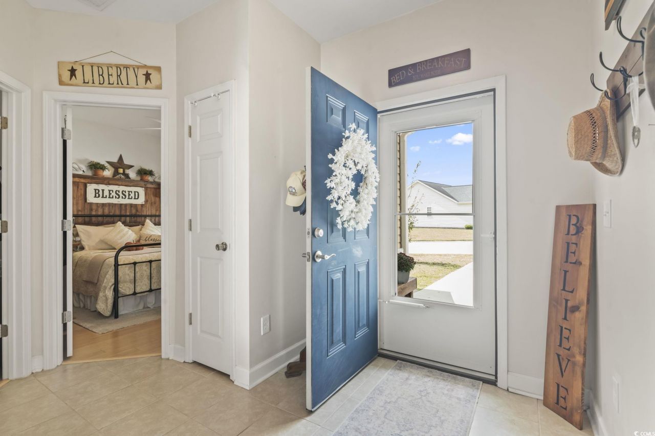 269 White Water Loop Photo 4