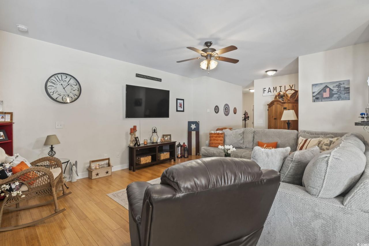 269 White Water Loop Photo 5