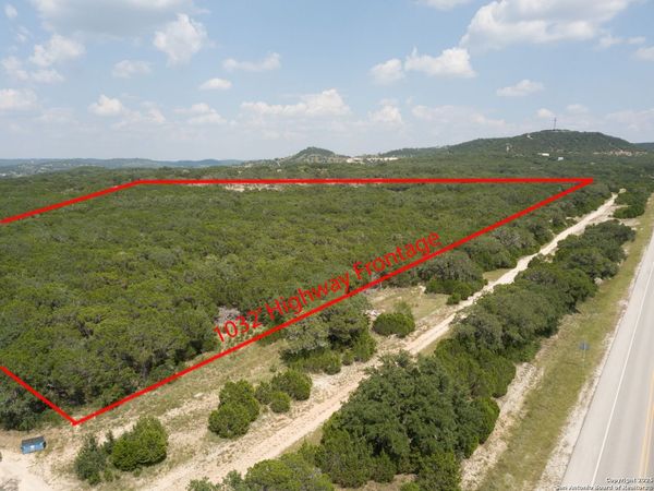 14619 S State Highway 16, Pipe Creek, TX 78063