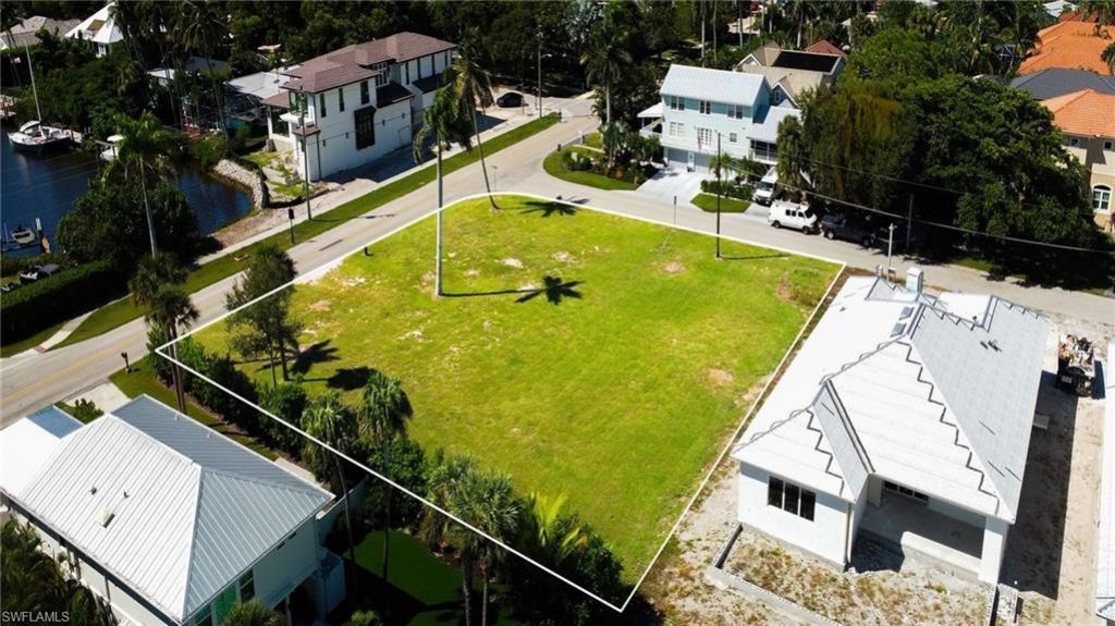 1427 Sandpiper St, Naples, FL 34102 Photo