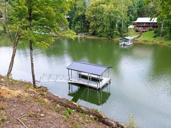 179 River Front Dr, Sparta, TN 38583