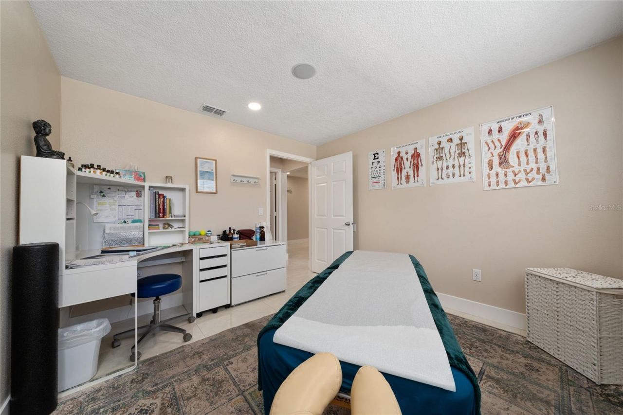 301 N. John Young Parkway, Kissimmee, FL 34741 Photo