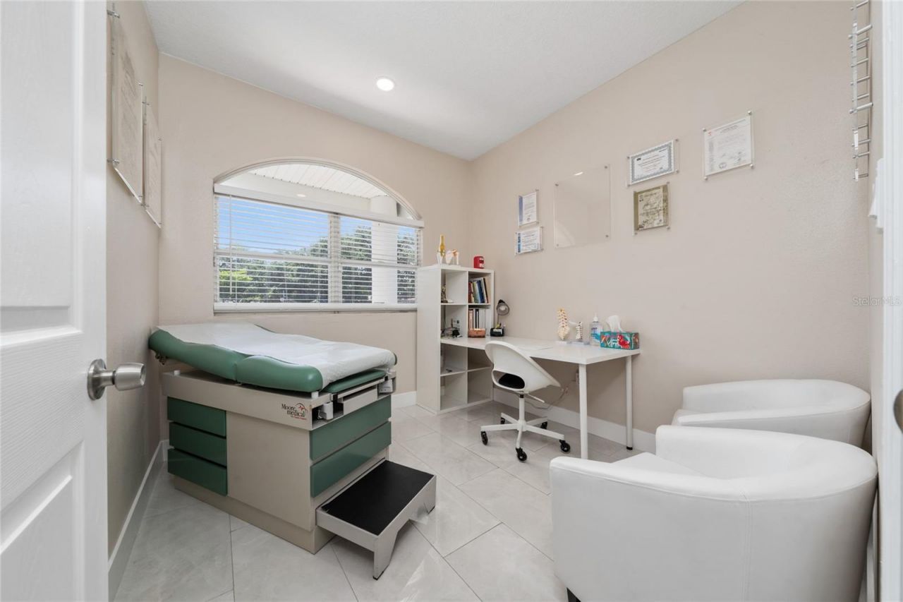 301 N. John Young Parkway, Kissimmee, FL 34741 Photo