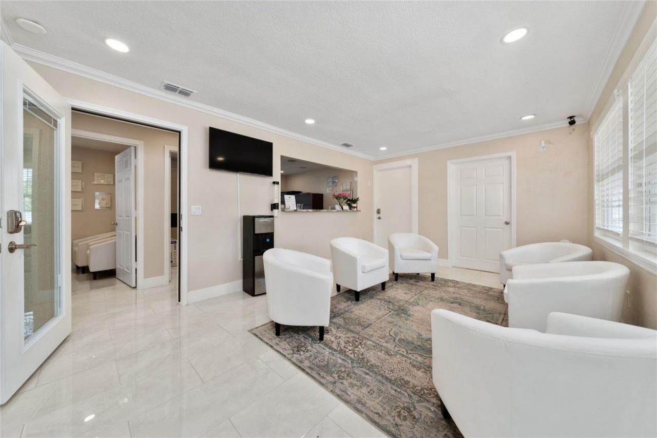 301 N. John Young Parkway, Kissimmee, FL 34741 Photo