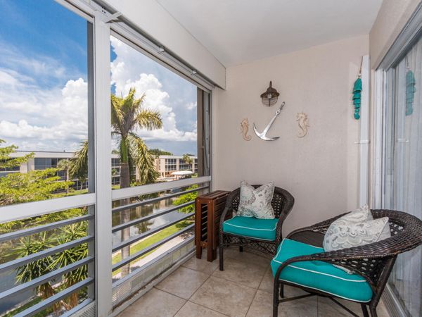 765 Jeffery Street, Unit 1-301, Boca Raton, FL 33487