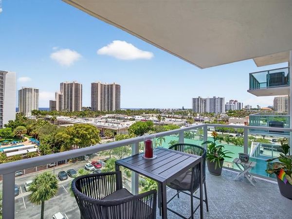 3233 NE 34th St, Unit 814, Fort Lauderdale, FL 33308