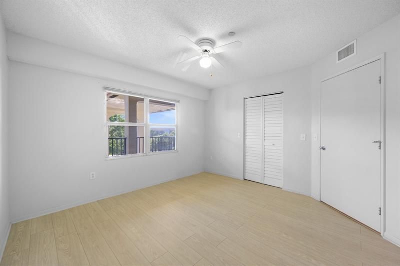 550 SW 137th Avenue, Unit 401L, Pembroke Pines, FL 33027 Photo
