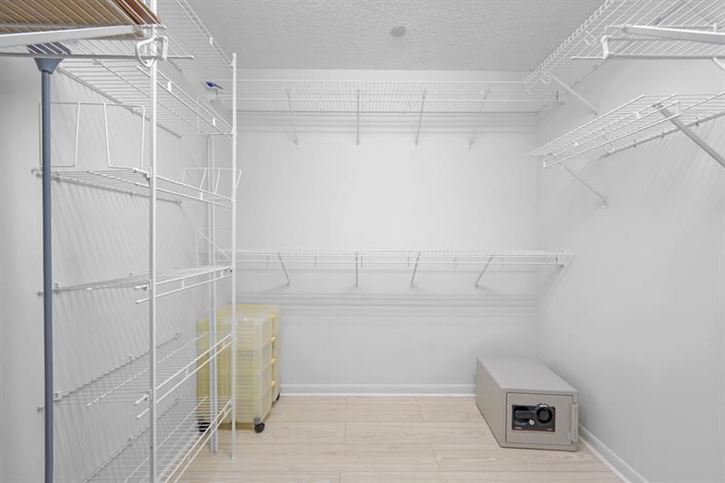 550 SW 137th Avenue, Unit 401L, Pembroke Pines, FL 33027 Photo