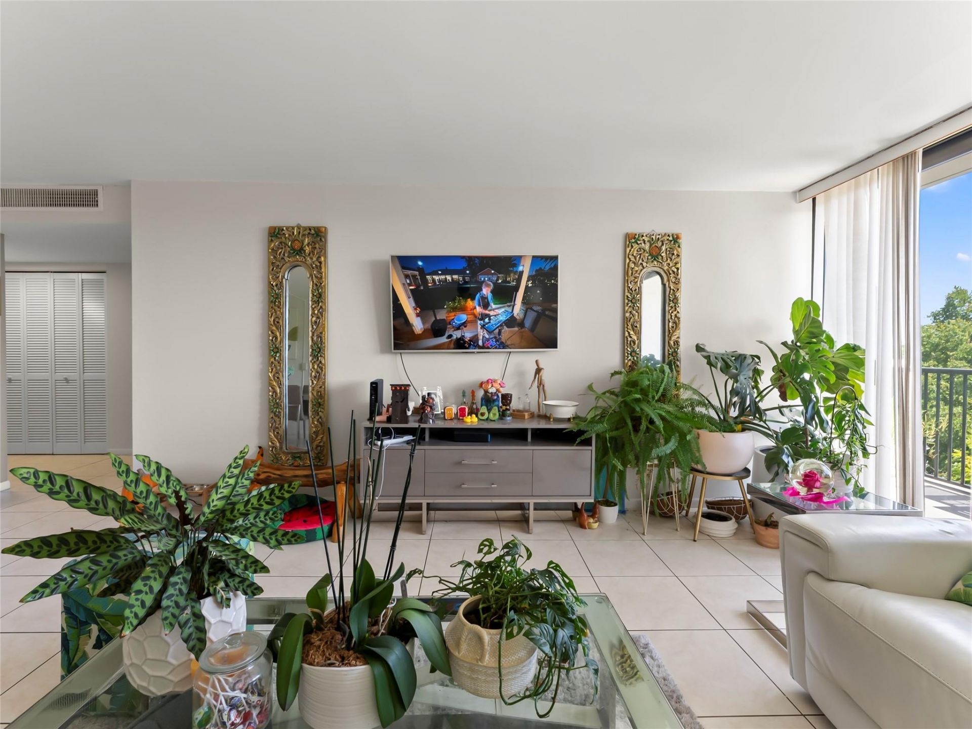 1301 River Reach Drive, Unit 515, Fort Lauderdale, FL 33315 Photo