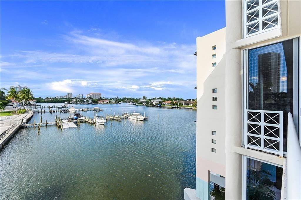4560 Gulf Shore Blvd N, Unit 3-213, Naples, FL 34103 Photo