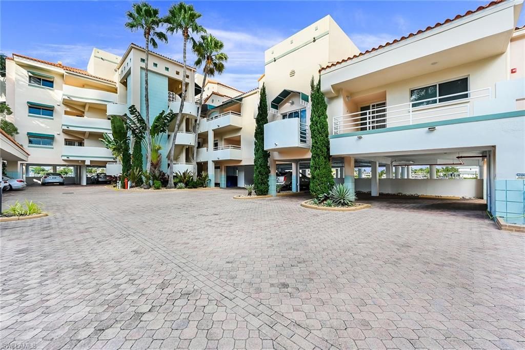 4560 Gulf Shore Blvd N, Unit 3-213, Naples, FL 34103 Photo