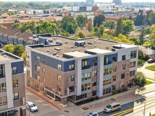 7601 Aldrich Avenue S, Unit 407, Richfield, MN 55423