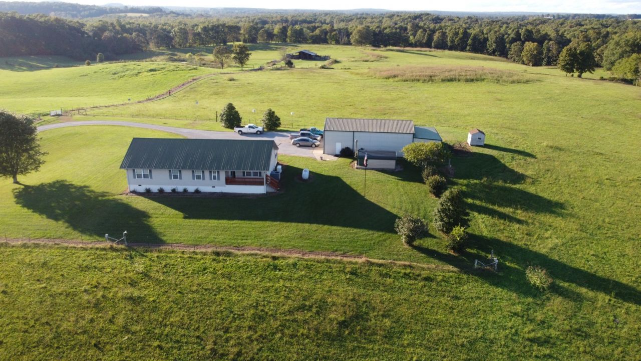 12343 Griffith Rd Pikeville, TN 37367