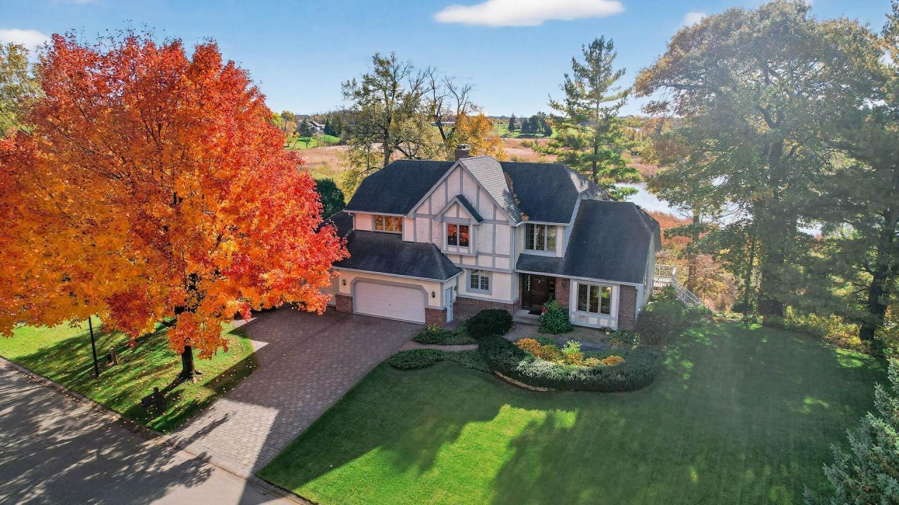 21272 Floral Bay Drive N, Forest Lake, MN 55025 Main Photo