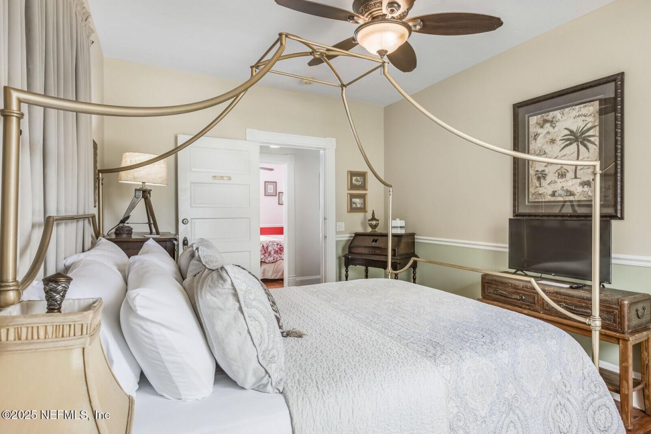 102 S 7th Street, Fernandina Beach, FL 32034 Photo