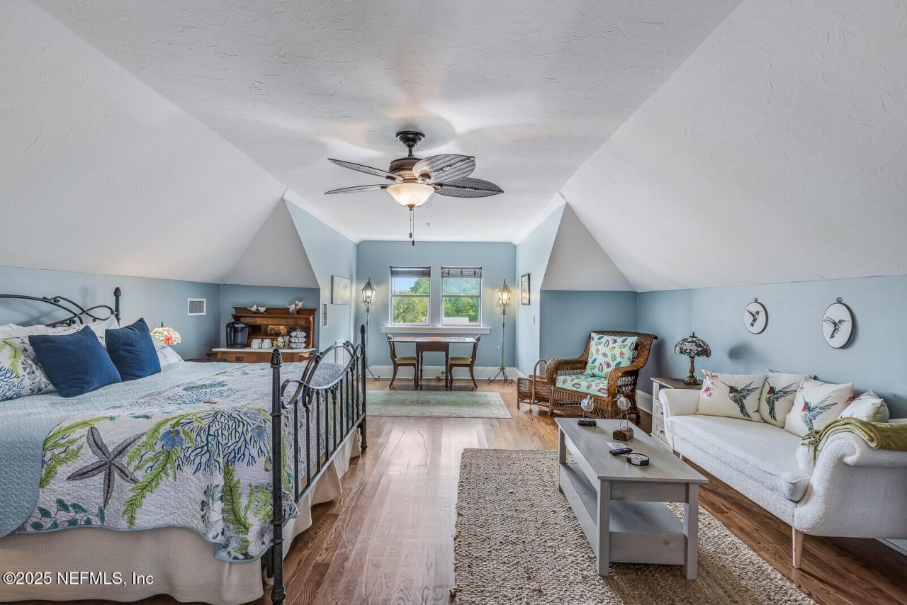 102 S 7th Street, Fernandina Beach, FL 32034 Photo