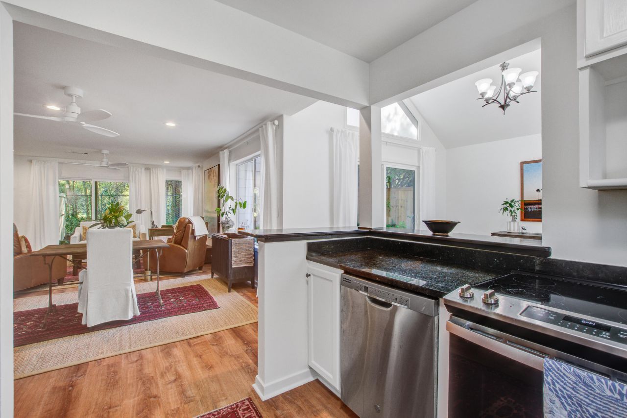 330 Sandpiper Drive Photo 11