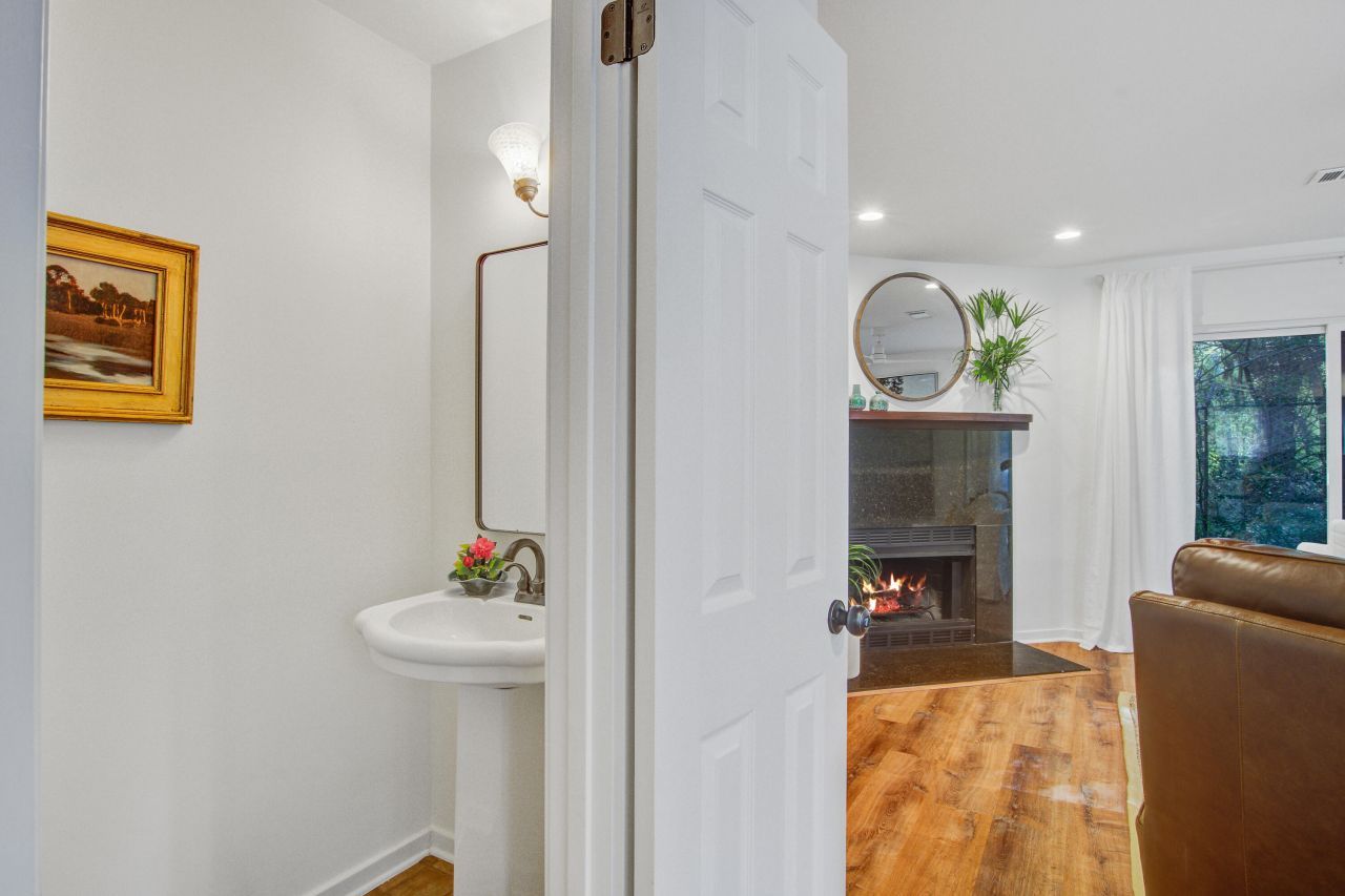 330 Sandpiper Drive Photo 15