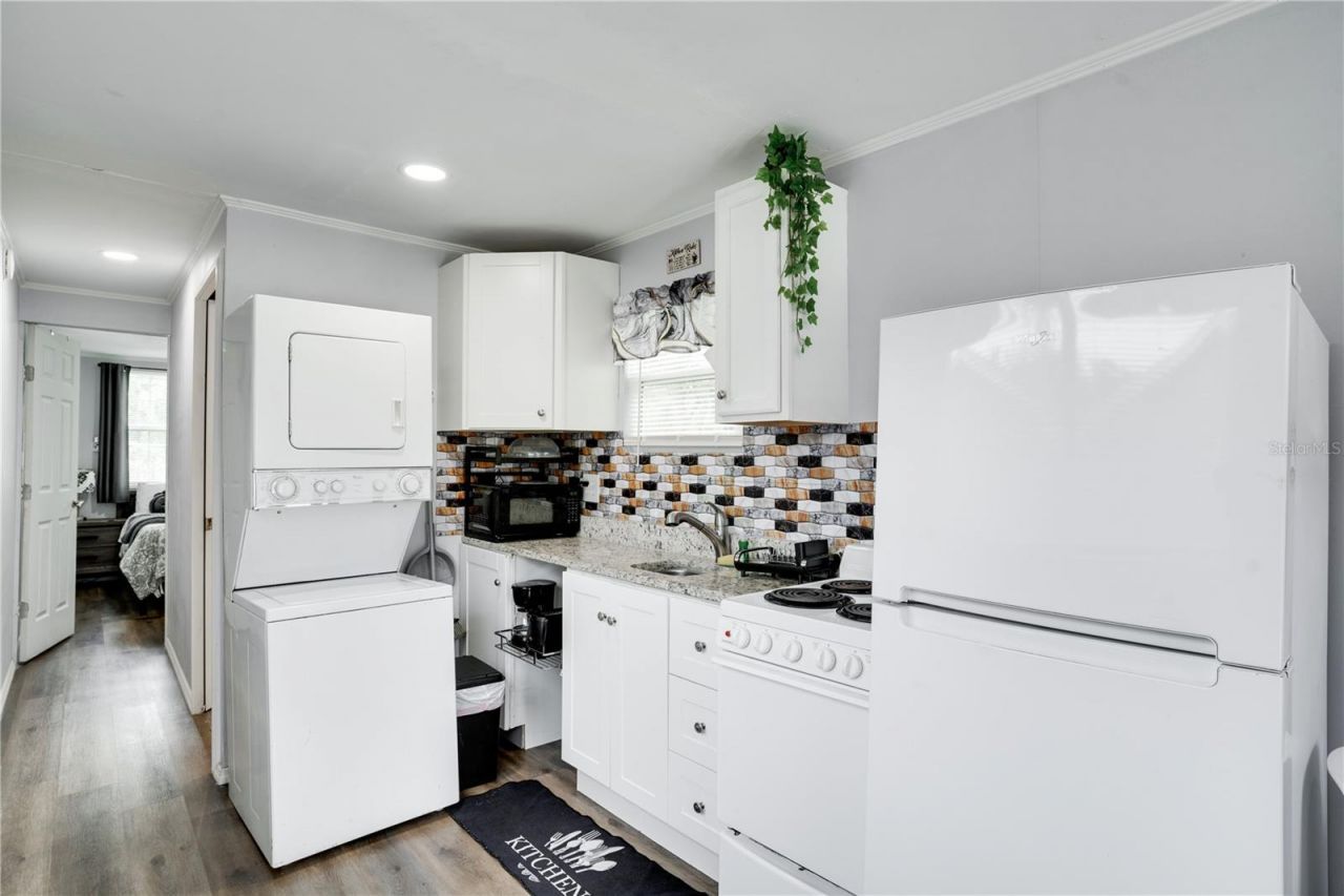 7905 Pierce Harwell Road, Plant City, FL 33565 Photo