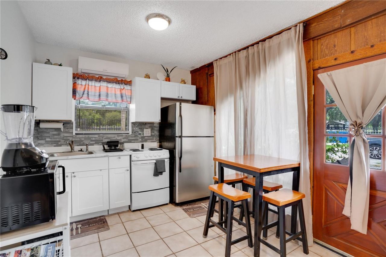 7905 Pierce Harwell Road, Plant City, FL 33565 Photo