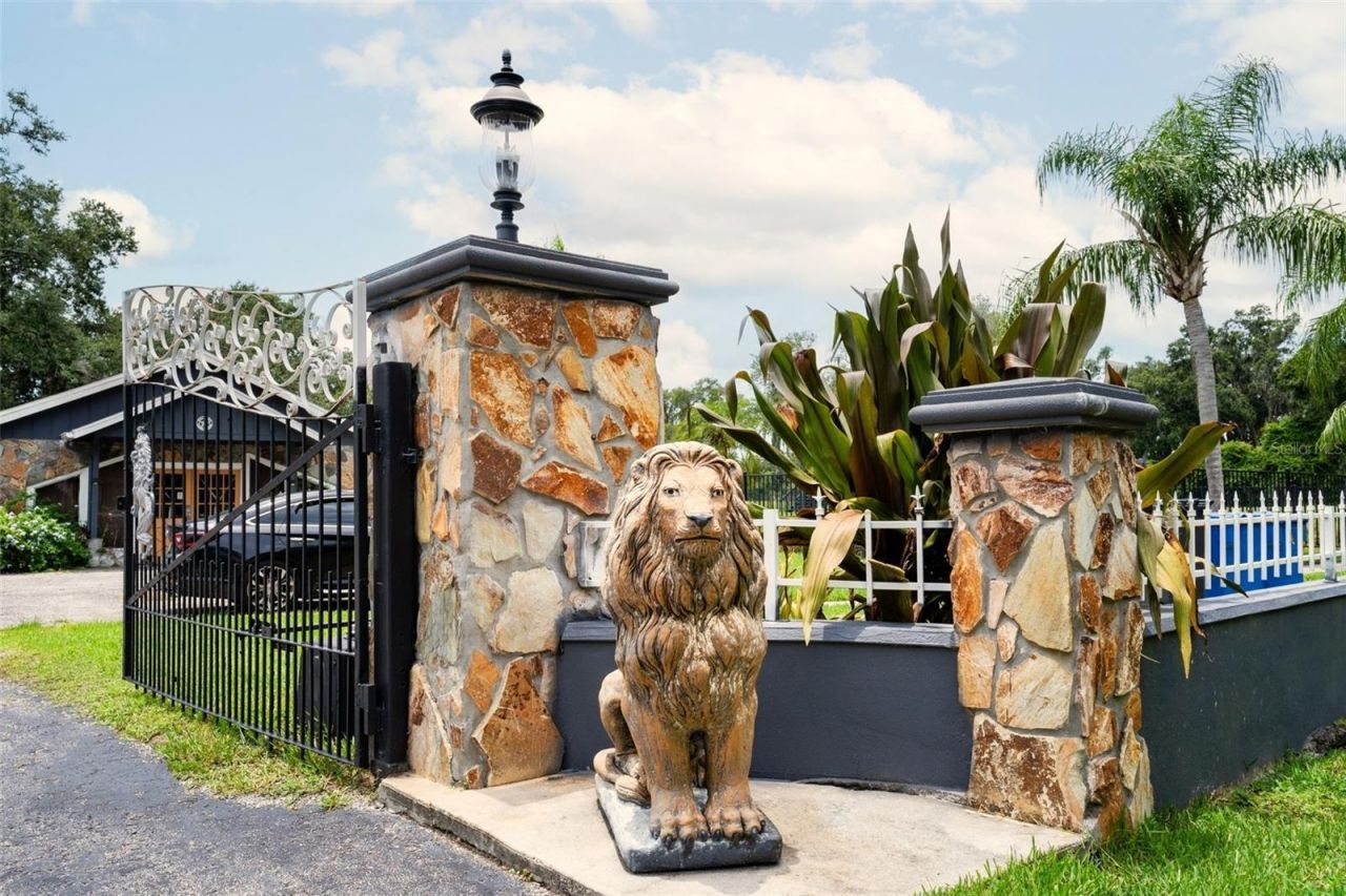 7905 Pierce Harwell Road, Plant City, FL 33565 Photo