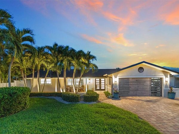 1220 81ST STREET S, ST PETERSBURG, FL 33707