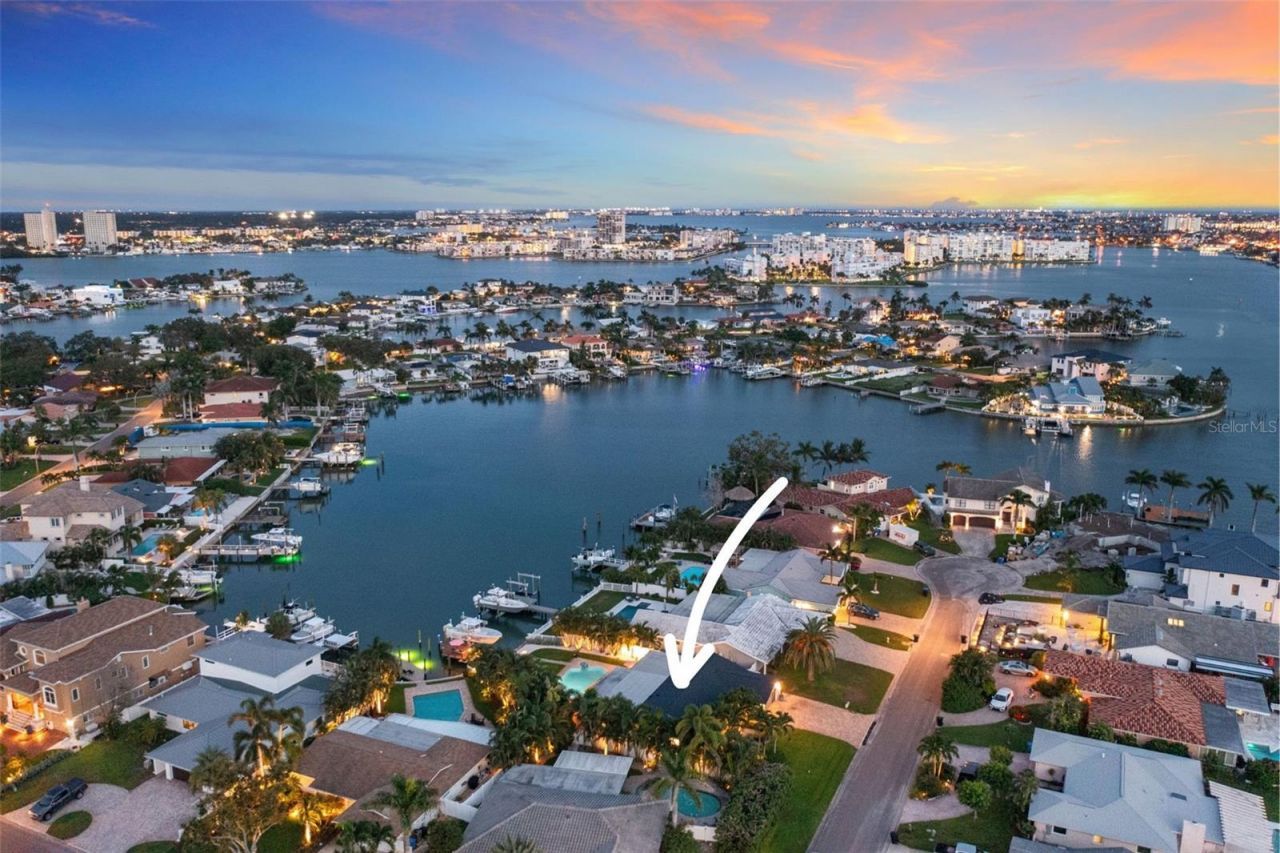 1220 81st Street S, Saint Petersburg, FL 33707 Photo