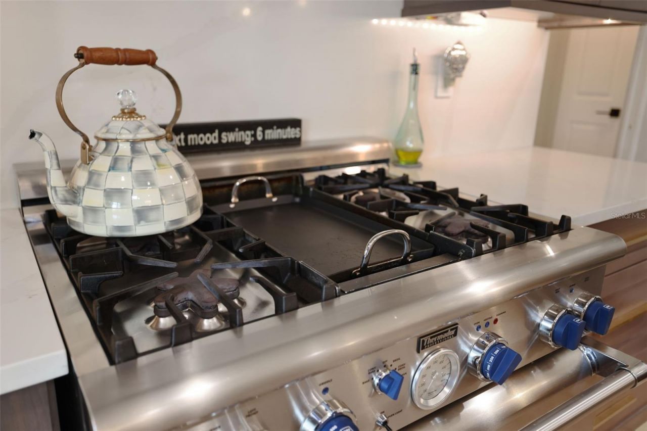 1220 81st Street S, Saint Petersburg, FL 33707 Photo